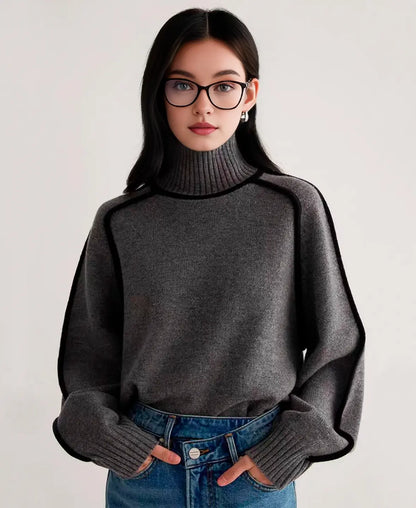 Belle Noir Pullover