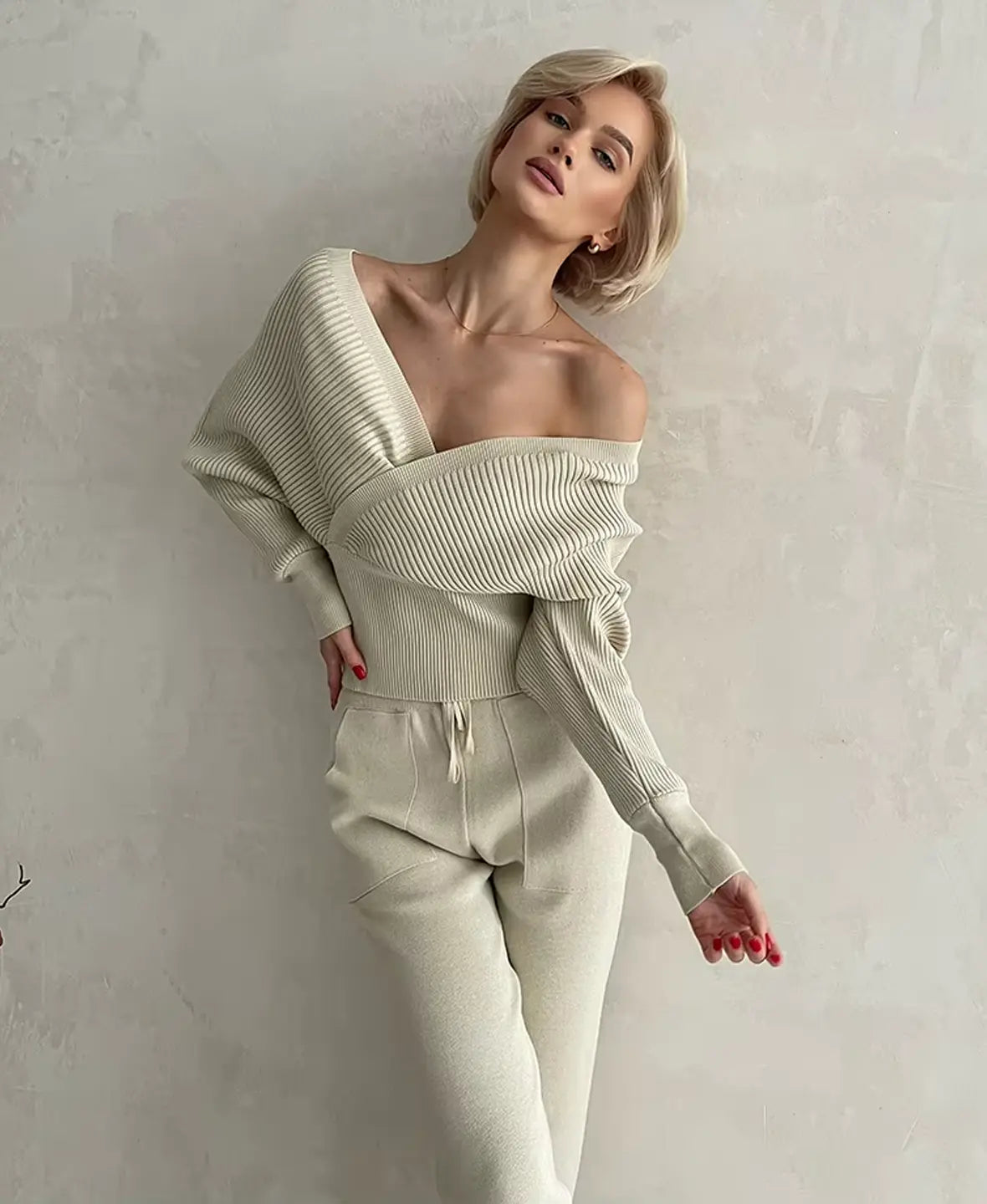 Ribbed Off-Shoulder Knitwear Set